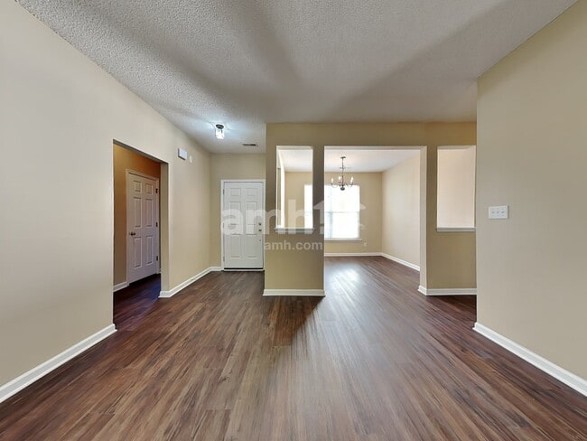 Photo - 6039 Willomere Cir