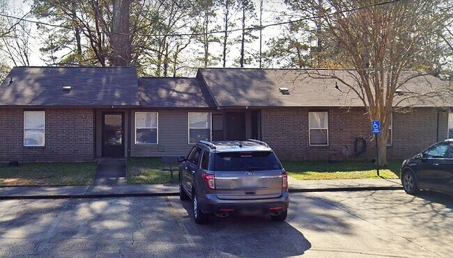 Photo - 301 Harper St