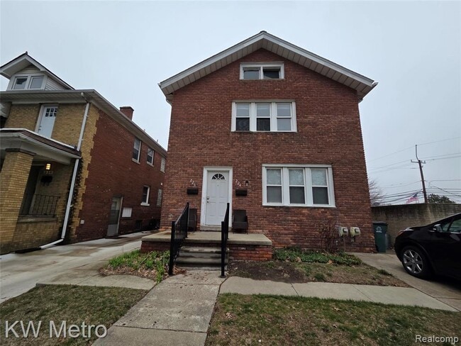 Building Photo - 226 Fielding St