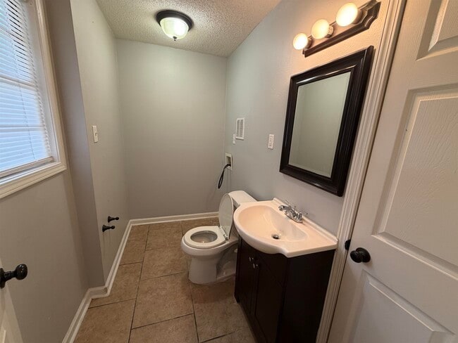 Photo - 4073 Arrowhead Rd