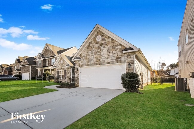 Photo - 2266 Isaac St