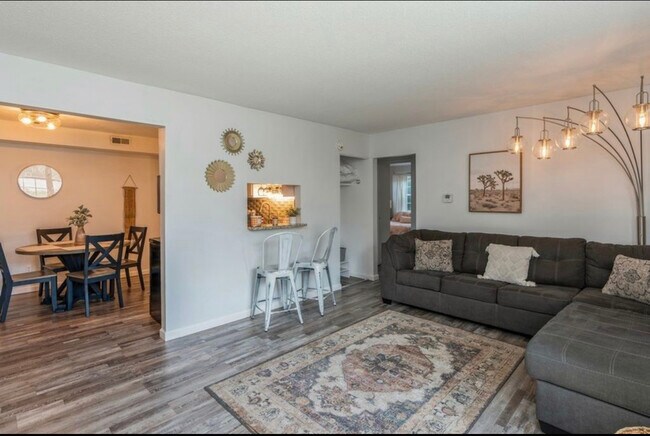 1100 E 6th St Unit 2