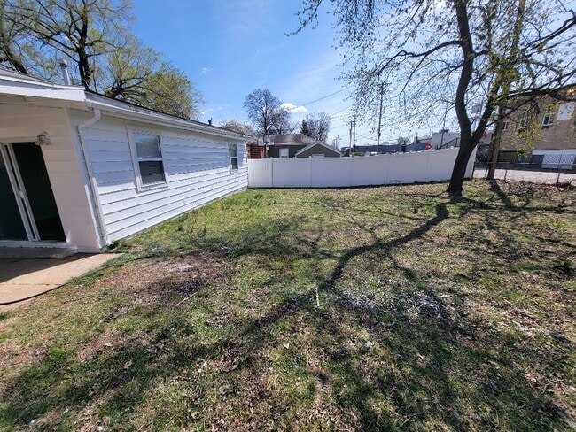 Photo - 10640 St Stephen Ln