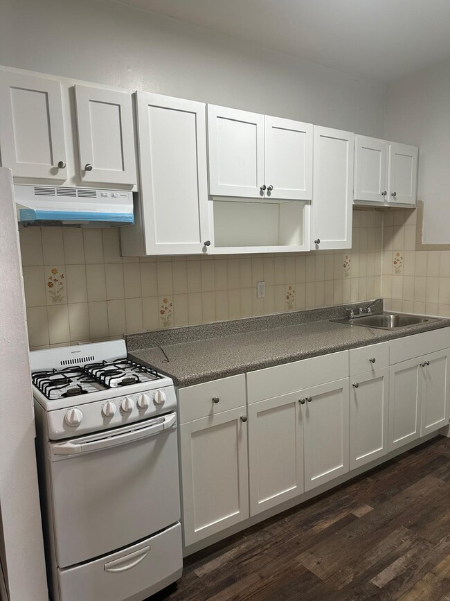 273F - 273 S Orange Ave Unit 273D