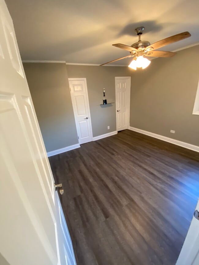 Bedroom 2 - 9909 S Ridgeland Ave Unit 2S