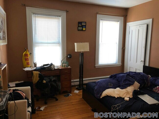 Photo - 268 Broadway Unit 3