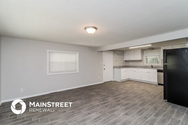 Photo - 161 E Shore Dr