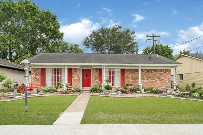 Building Photo - 11826 Oceanview St