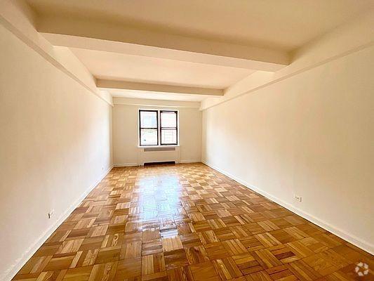 Building Photo - 1 bedroom in Bronx NY 10467 Unit C4 Rental