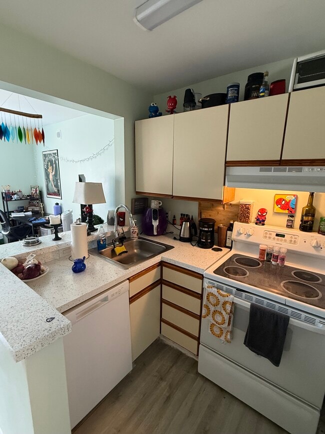 Photo - 1600 Park Cir Unidad 608