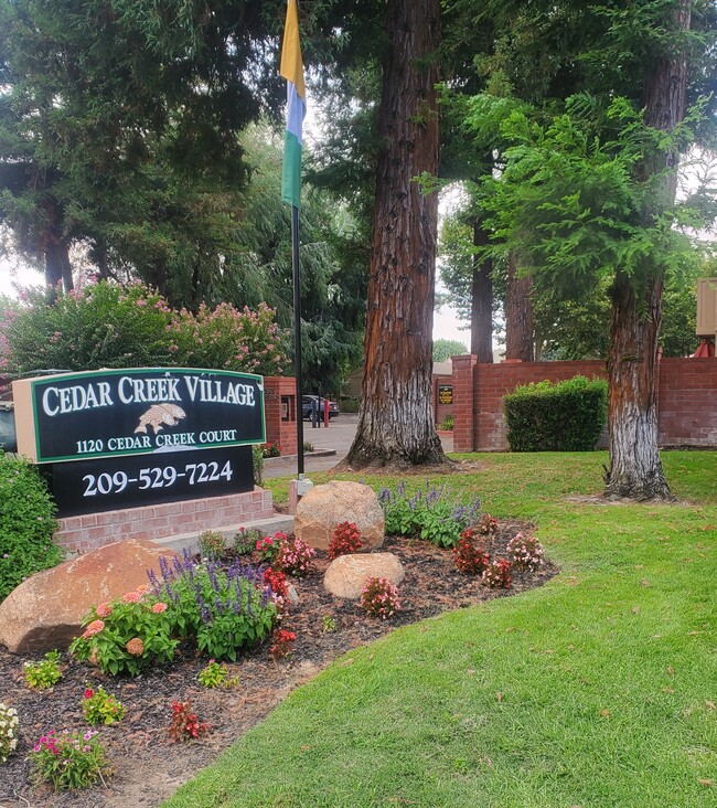 CEDAR CREEK VILLAGE APARTMENTS - CEDAR CREEK VILLAGE APARTMENTS