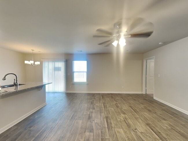 Photo - 64 Blue Fescue Way