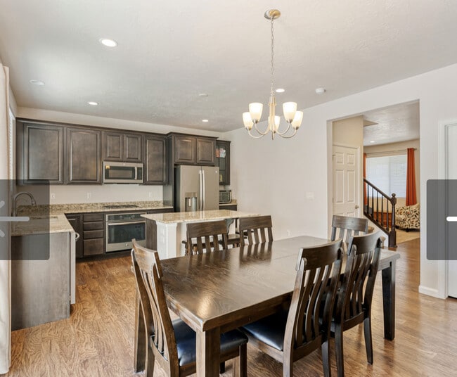 Photo - 42 N Trident Maple Dr