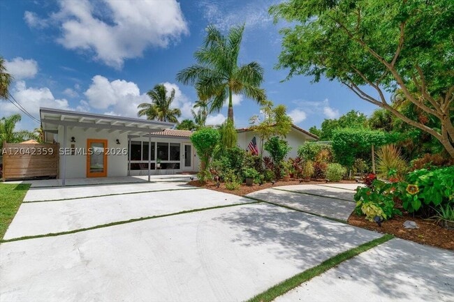 Photo - 1521 SW 5th St
