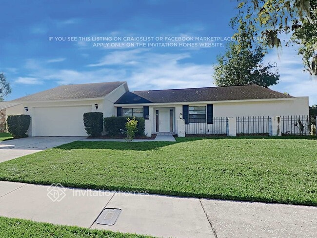 Building Photo - 1207 Sandalwood Dr