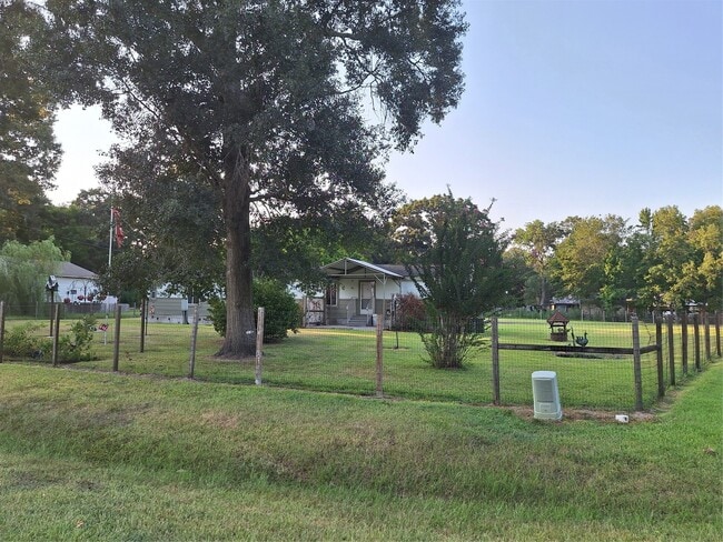 Photo - 119 County Rd 4534