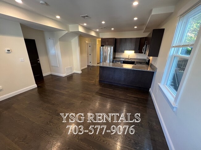 Photo - 194 Hillside St Unit #1