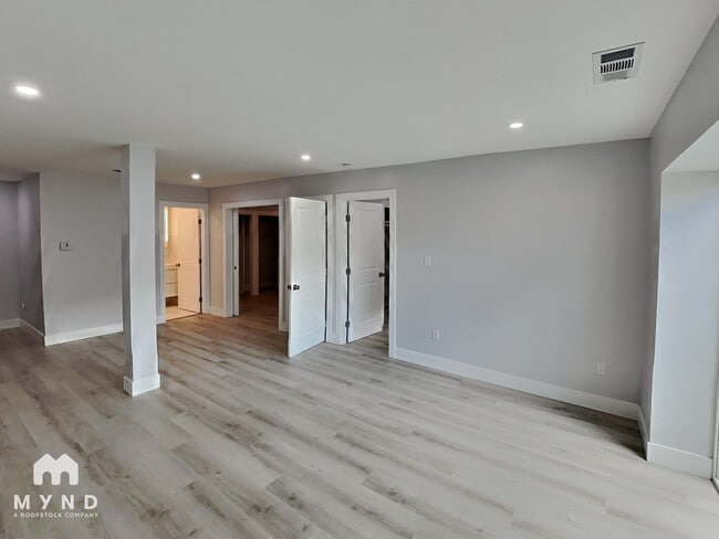 Photo - 1395 Newcomb Ave