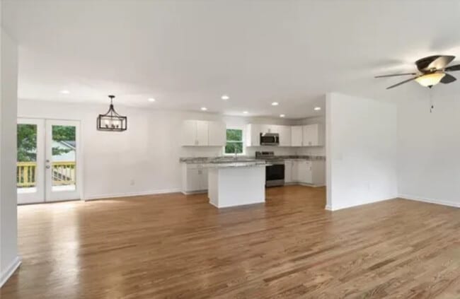 Photo - 2260 Pilgrim Mill Rd