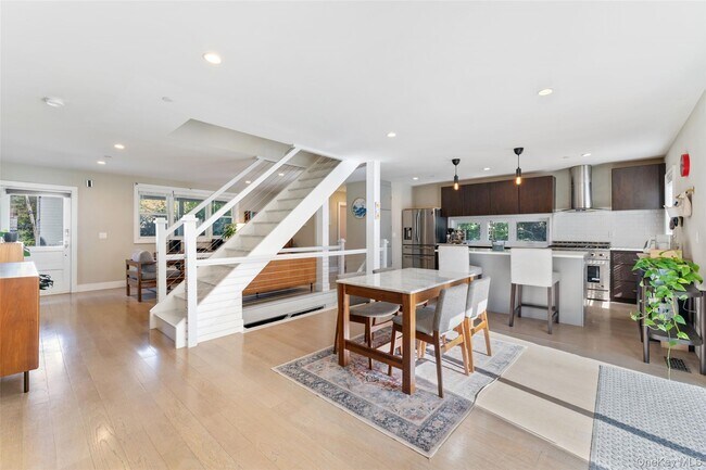 Photo - 22 E Clinton Ave