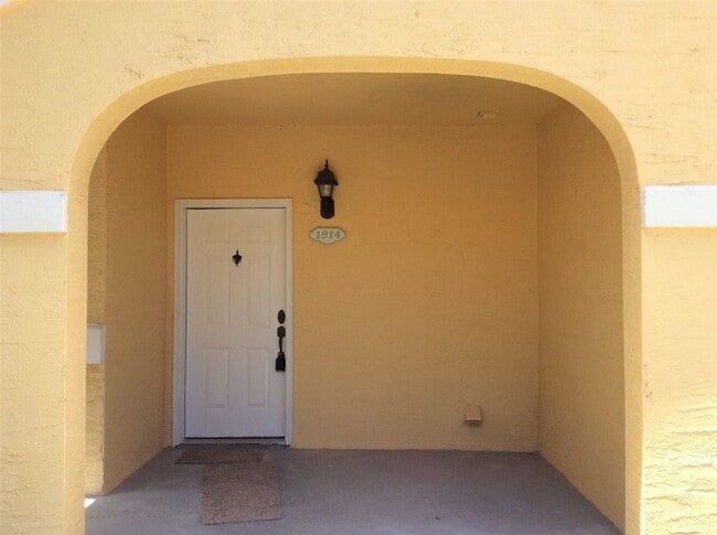 Photo - 1914 Vista Cove Rd