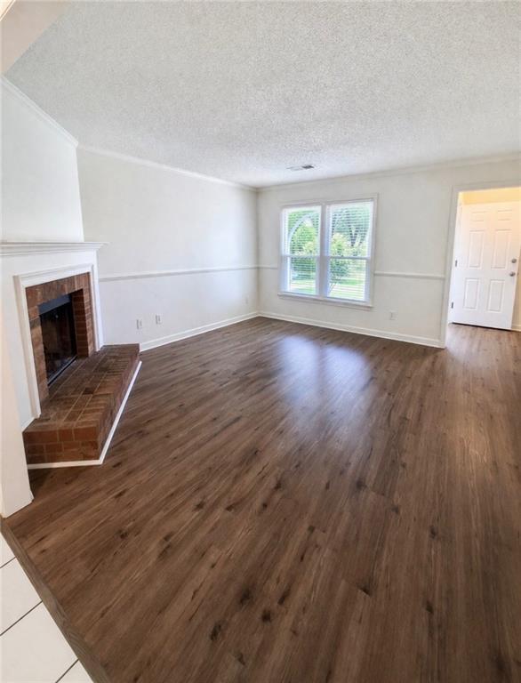 Photo - 4067 Coopers Hill Dr SE