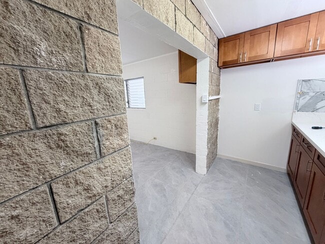 Photo - 2210 N School St Unit Studio