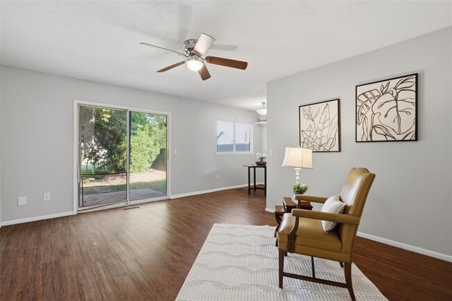 Photo - 905 Craig Dr