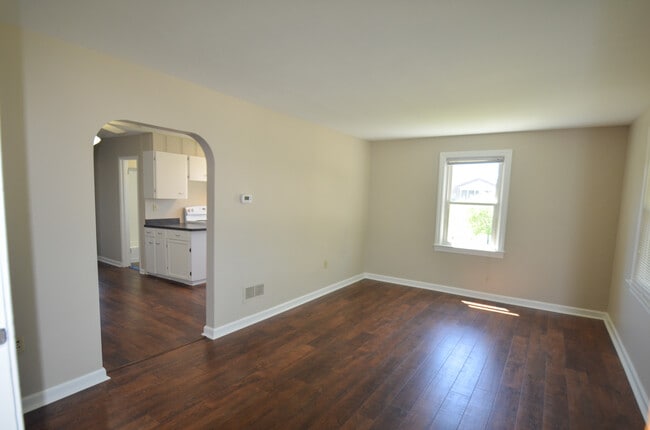 Building Photo - 257 Sunset Ave Unit #1