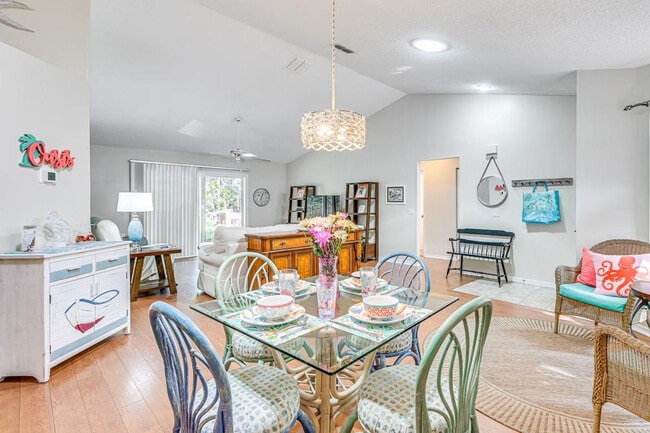 Photo - 10444 Copperwood Dr Unit ID1386122P