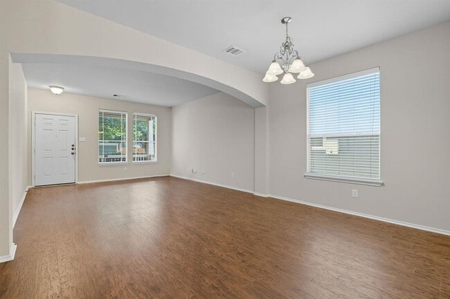 Photo - 10512 Wylie Dr
