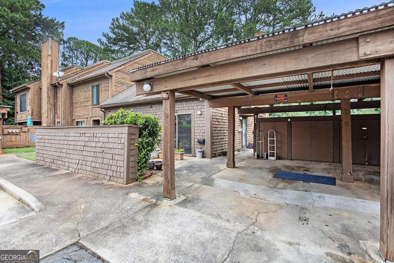 Photo - 90 Willowick Dr