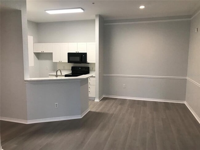 Photo - 5122 Northridge Rd Unit 306