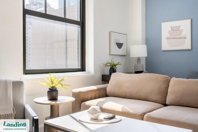 Photo - 933 McGee St Unit 2-222.1411672