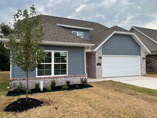 Photo - 4307 SW Bison St