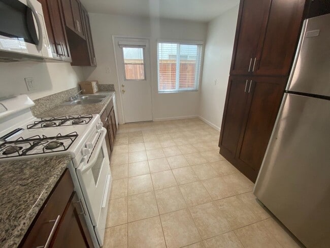 Photo - 4414-20 Mississippi St Unit 4416