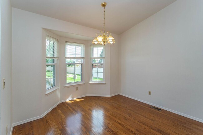 Photo - Lovely District 20 Townhome!