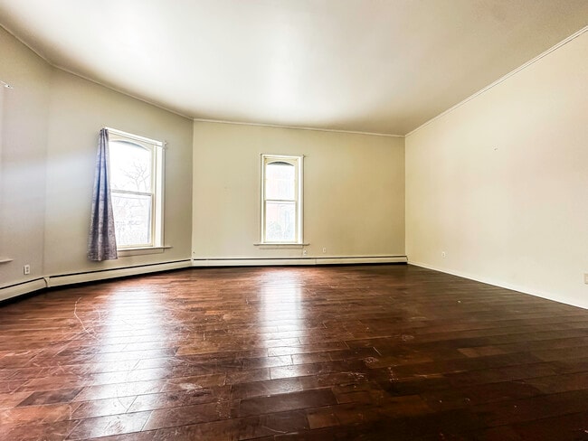 Living Room - 415 Avenue E