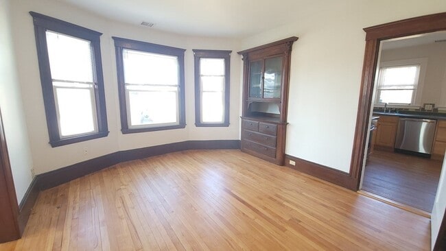 Photo - 25 Bailey St