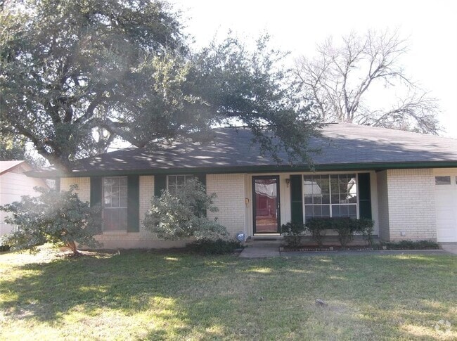 Building Photo - 2111 Falcon Hill Dr Rental