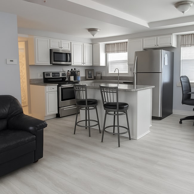 Photo - 108 Orris St