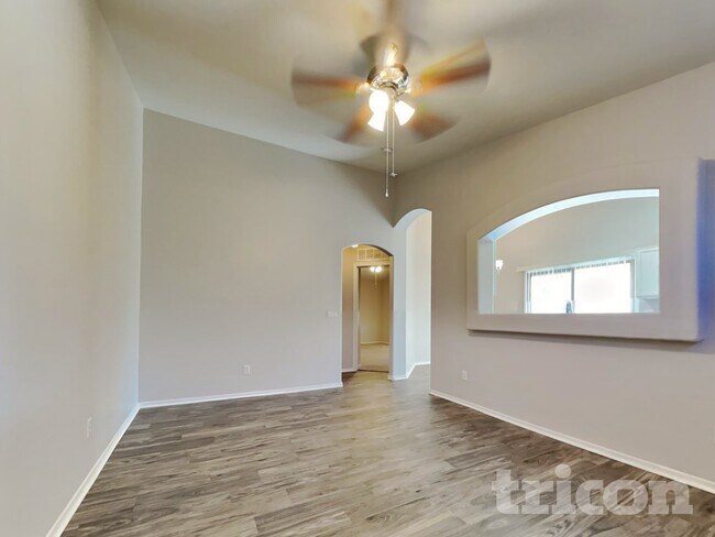 Photo - 12429 W Larkspur Rd