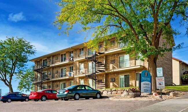 Falls View Apartments