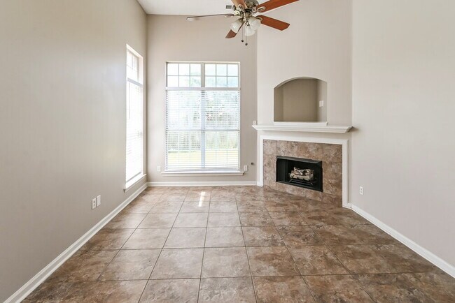 Photo - 4815 Half Moon Cove