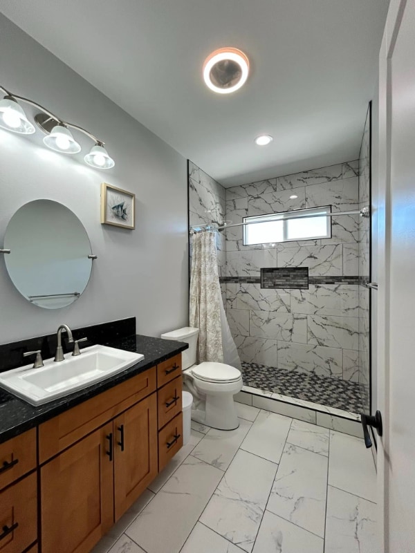 Photo - 15-1606-1606 2nd Ave