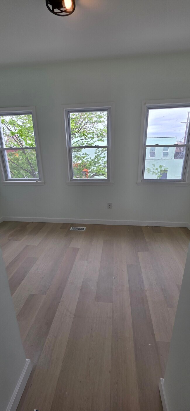 Photo - 1103 N Patterson Park Ave