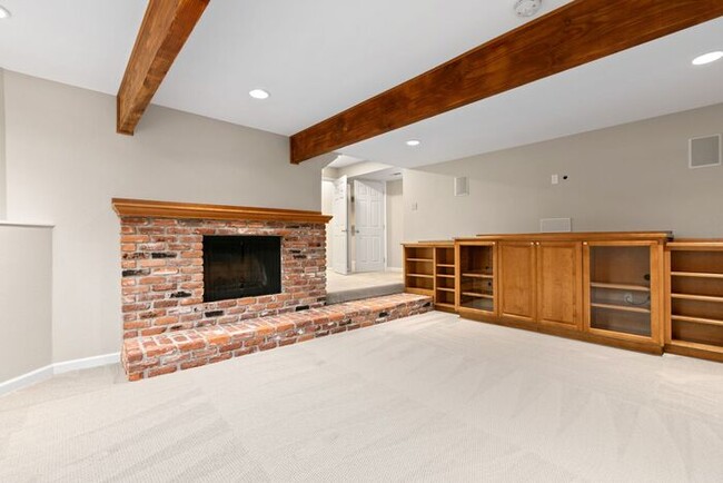 Air Conditioned Urban Retreat in Whispering Pines