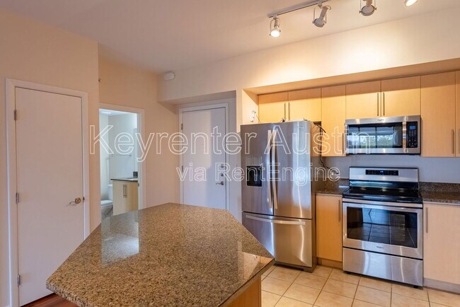 Photo - 54 Rainey St Condo Unit 604