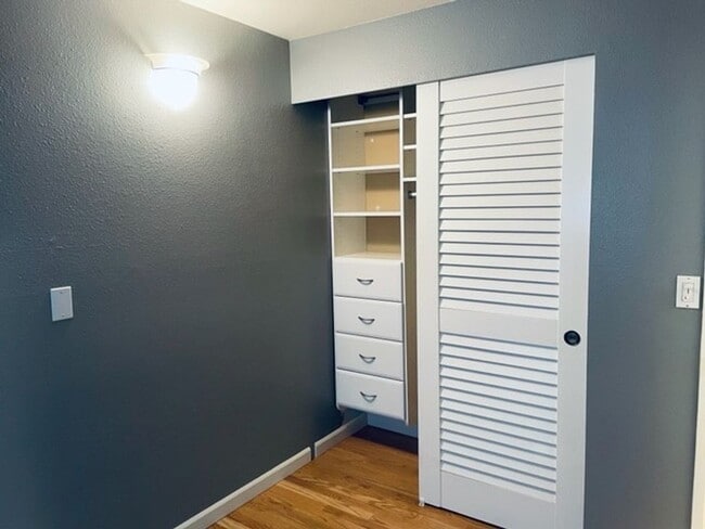 Photo - Great Location 2 Bedroom Condo!