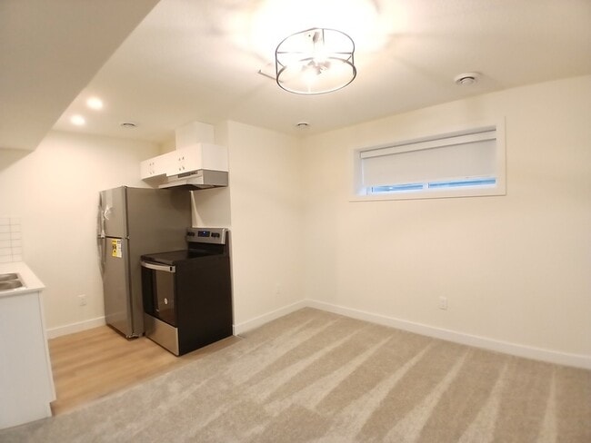 Photo - 5118 Kinney Wy SW Unit Lower